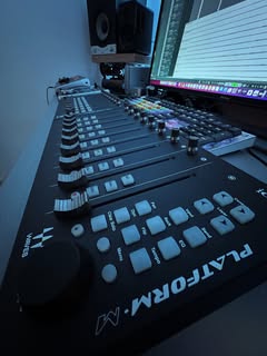 Dexxy Studio — mixing console